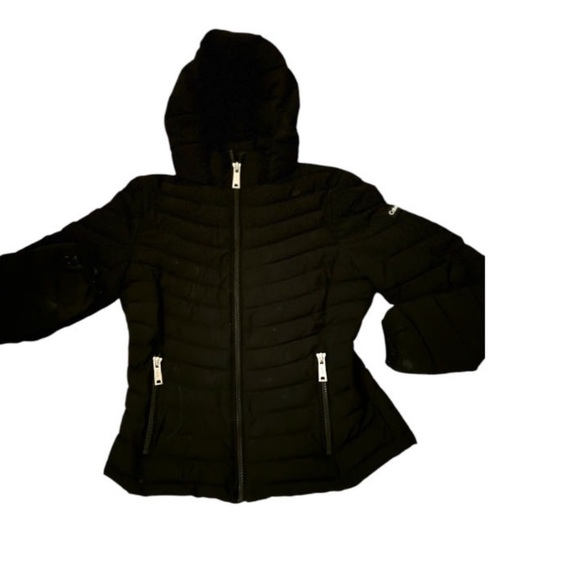 Women’s NWOT Calvin Klein Black Puffer Jacket - Picture 2 of 7